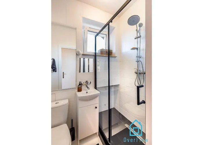 Beacon -15 Minutes To Old Town & Seaside Pansiyon Gdansk